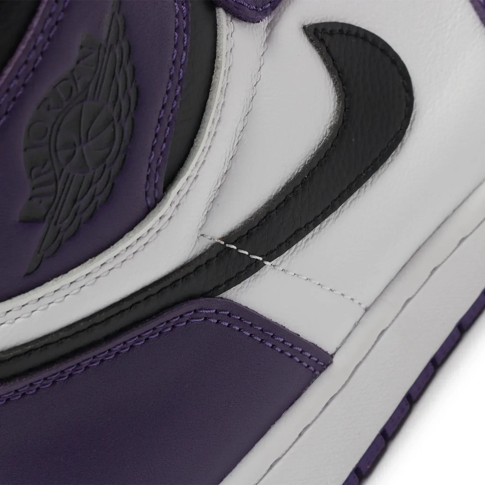 Preloved - Air Jordan 1 Retro High Court Purple White